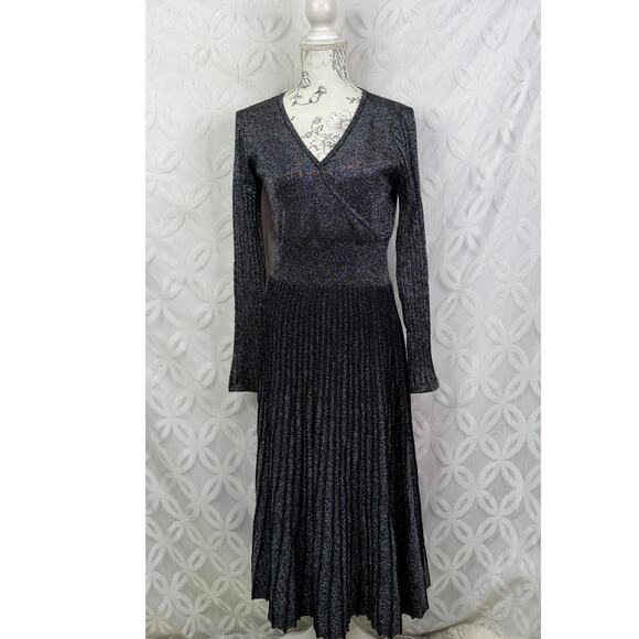 Betsey Johnson Silver Pleated Metallic Knit Midi Dress Size L NWT - Picture 2 of 13